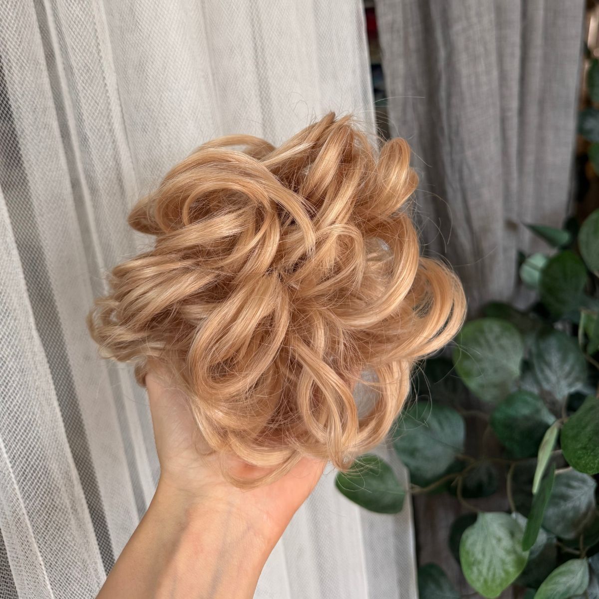 Hair bun -nuttura
