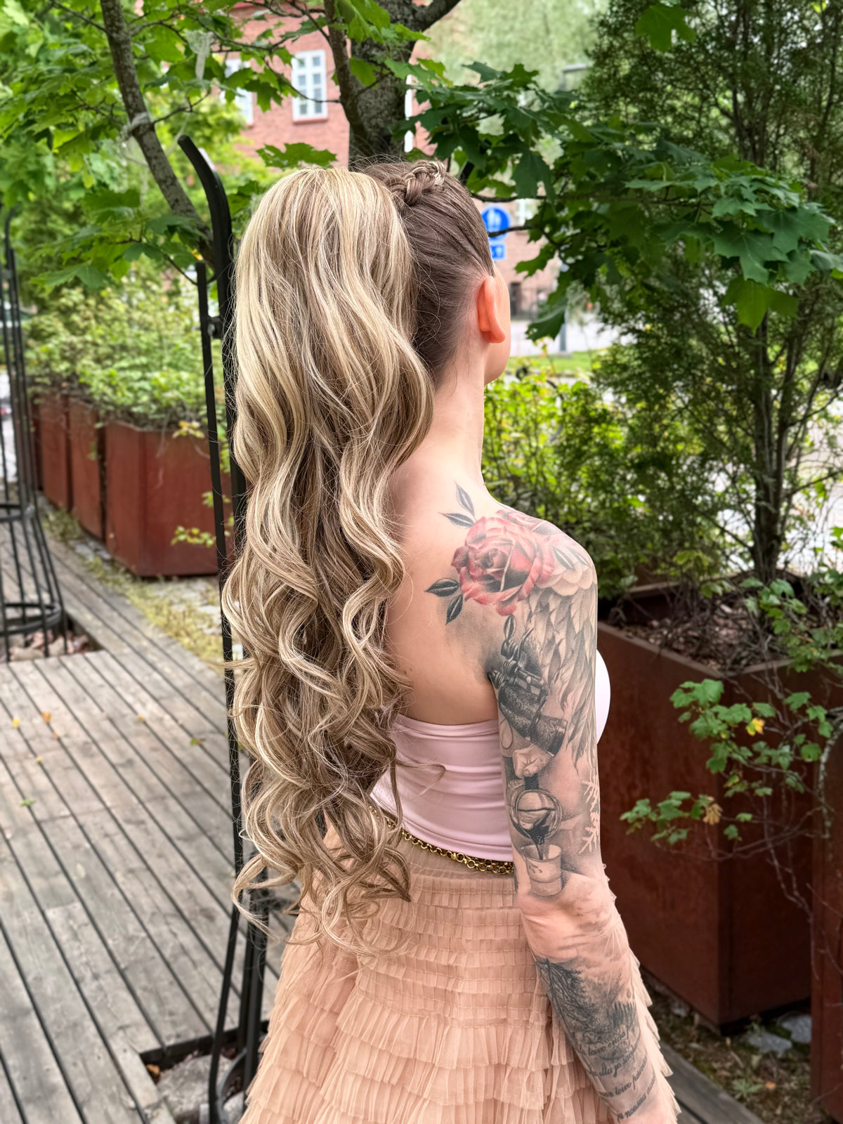 ICHA Beauty Loose Wave Kuituhiusponinhäntä 70cm / 28"