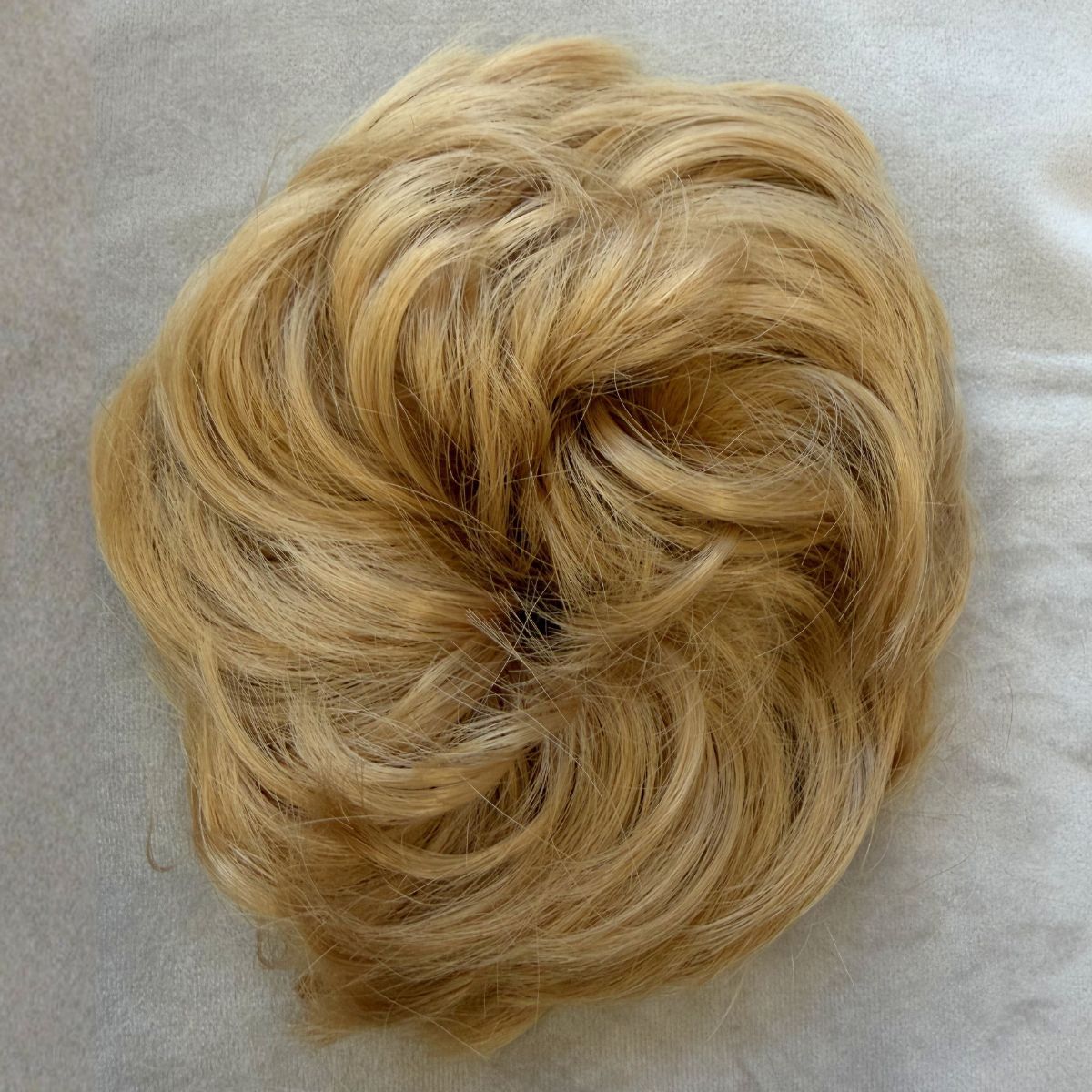 Hair bun -nuttura