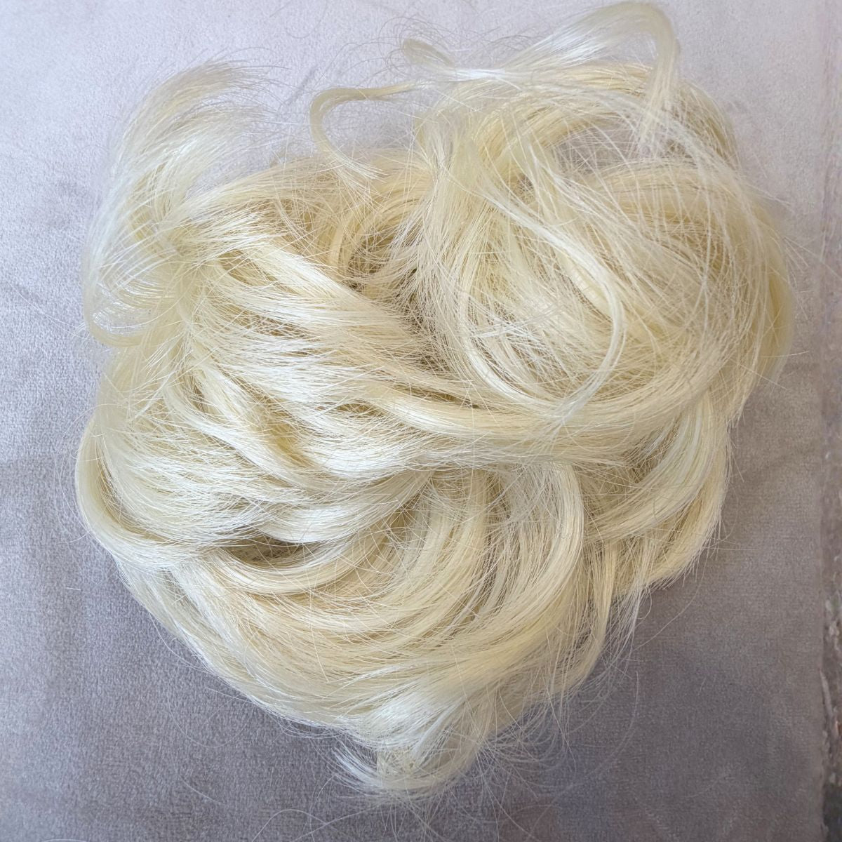 Hair bun -nuttura