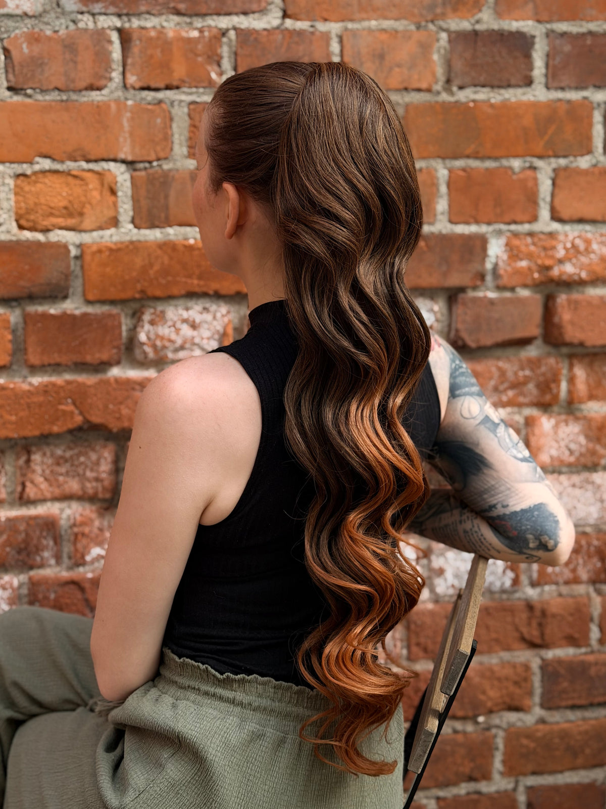 ICHA Beauty Loose Wave Kuituhiusponinhäntä 70cm / 28"
