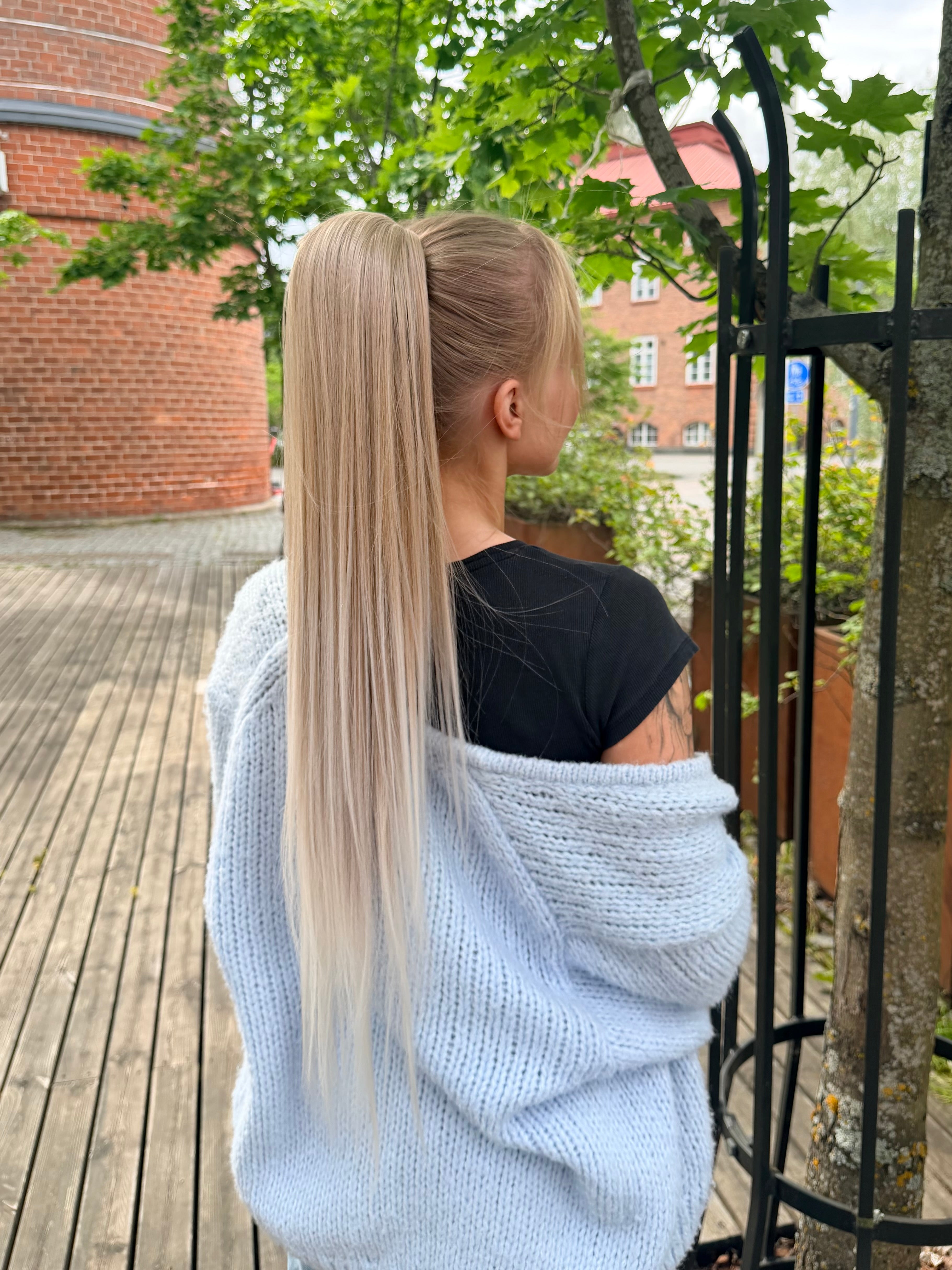 ICHA Beauty Suora Kuituhiusponinhäntä 70cm / 28"