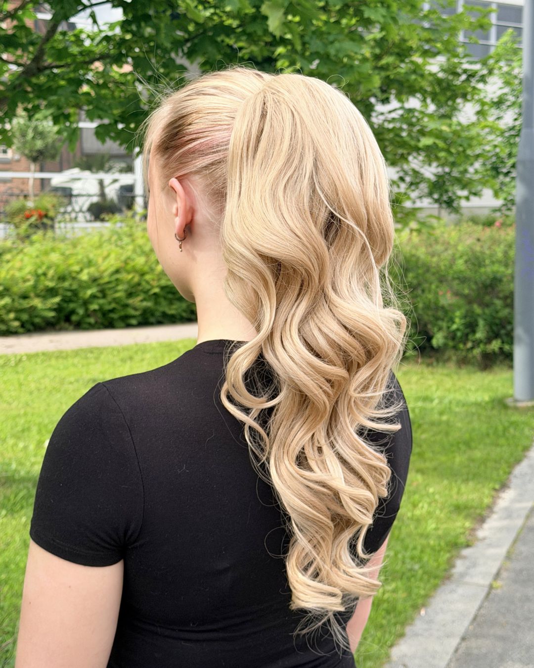 ICHA Beauty Loose Wave kuituhiusponinhäntä 50cm tyylikuva