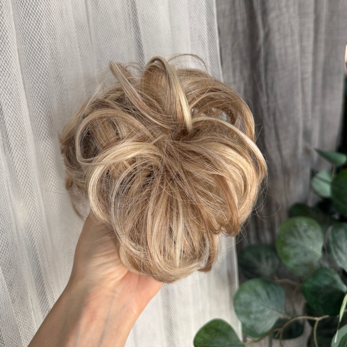 Hair bun -nuttura